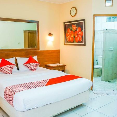 Oyo 1488 Hotel Cemara Asri Lembang Exterior foto